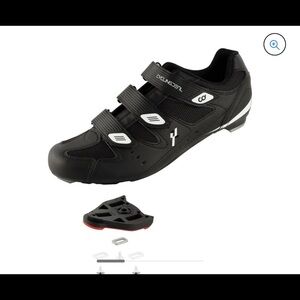 Cyclingdeal riding shoes